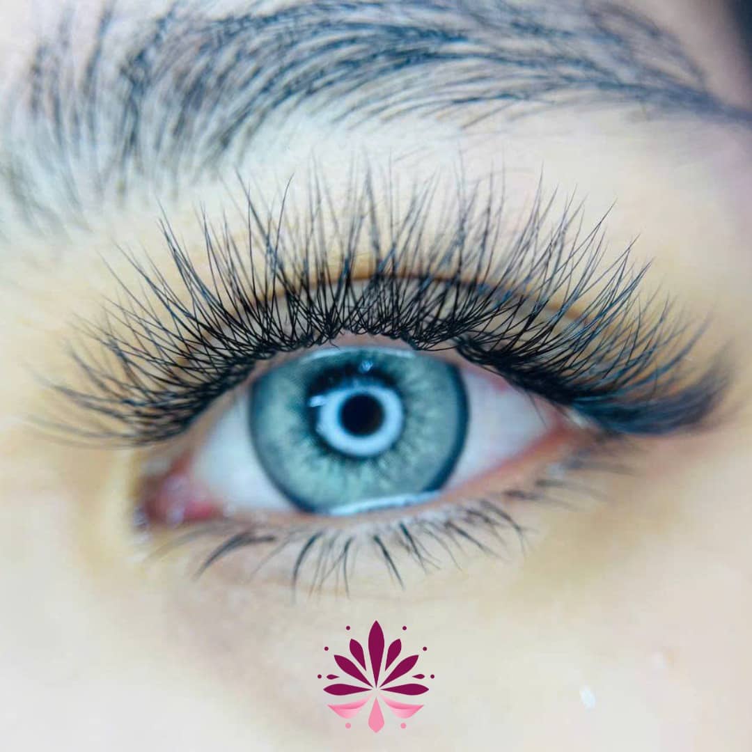 Học nối mi tại Hani Academy: tặng trọn bộ đồ nghề, giáo trình, lớp uốn/phủ mi, chứng chỉ hợp pháp, bảo hành trọn đời.